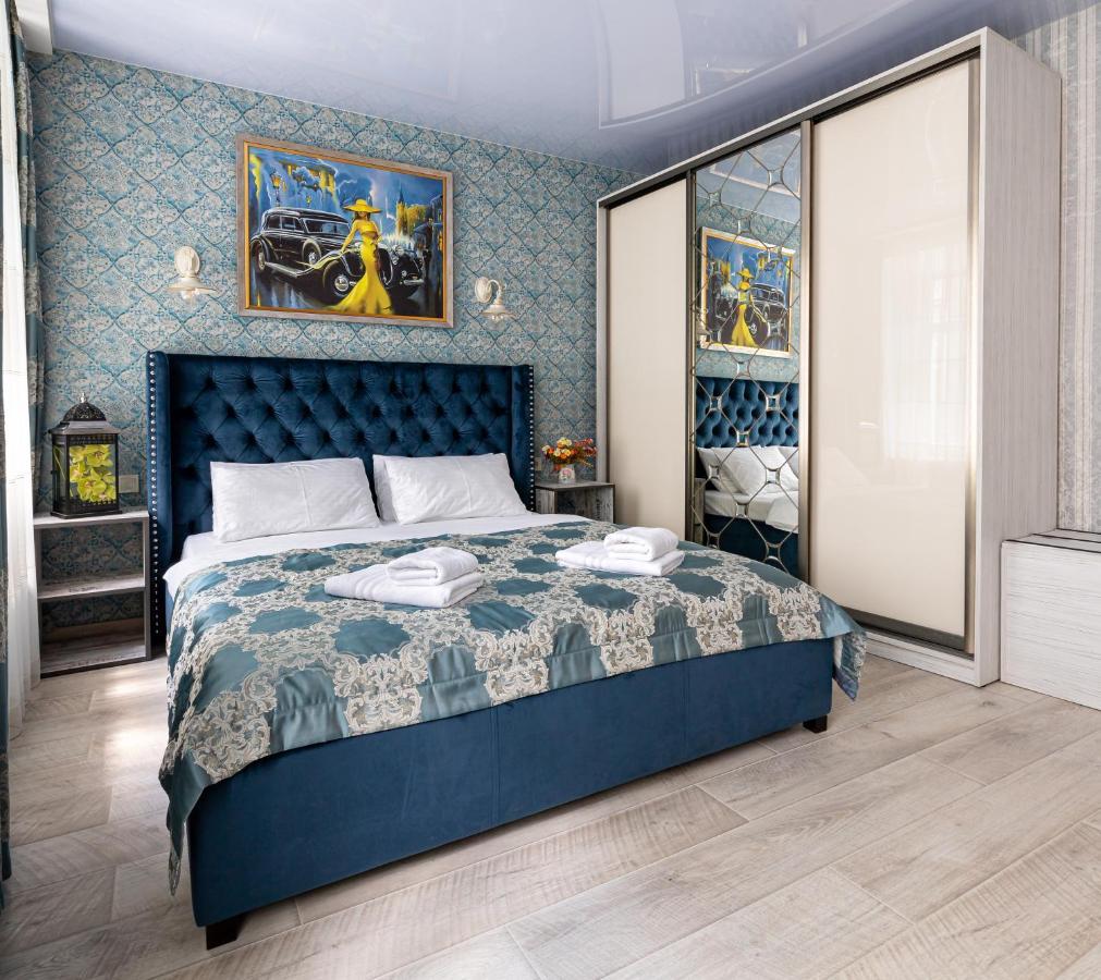 2 - Bedroom Apartments Galicia リヴィウ エクステリア 写真